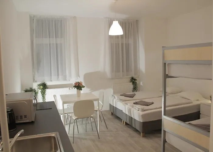 Hauptbahnhof S3 Apartman Bécs