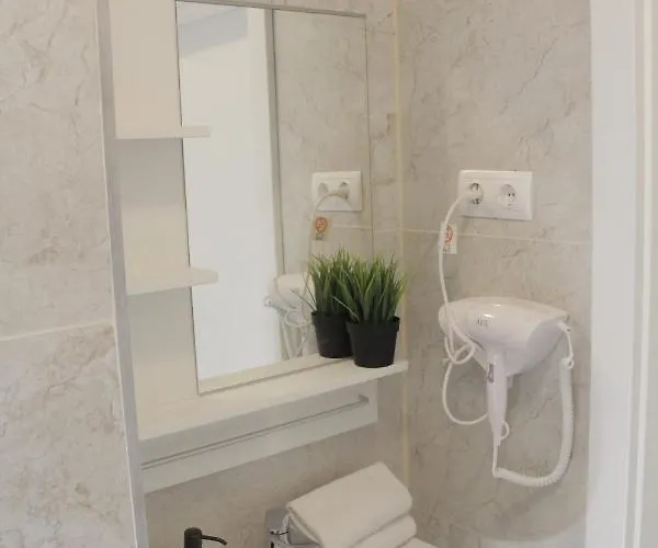 Hauptbahnhof S3 Apartman Bécs